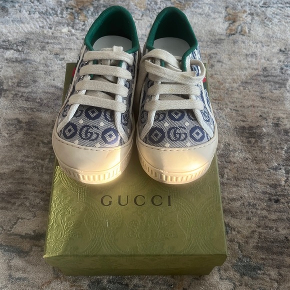 Authentic Gucci Sneakers - Picture 1 of 4